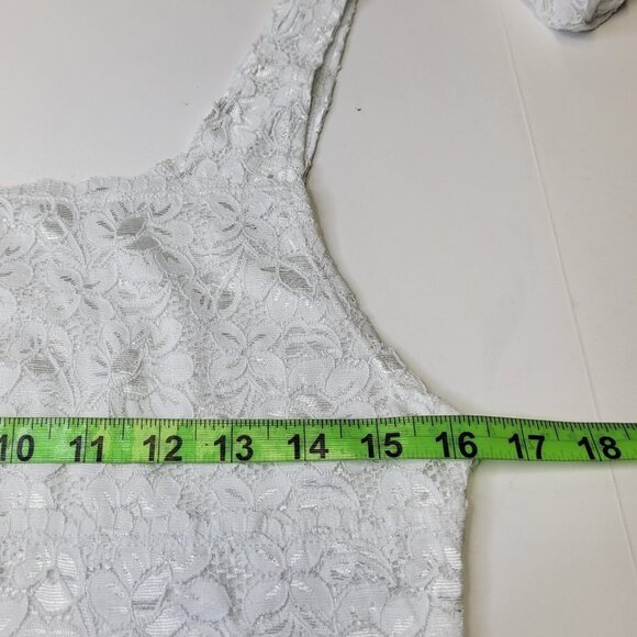White Lace Tank Top Lace Camisole Wide Straps Lace Top  Sizes M  L  XL - Picture 8 of 11